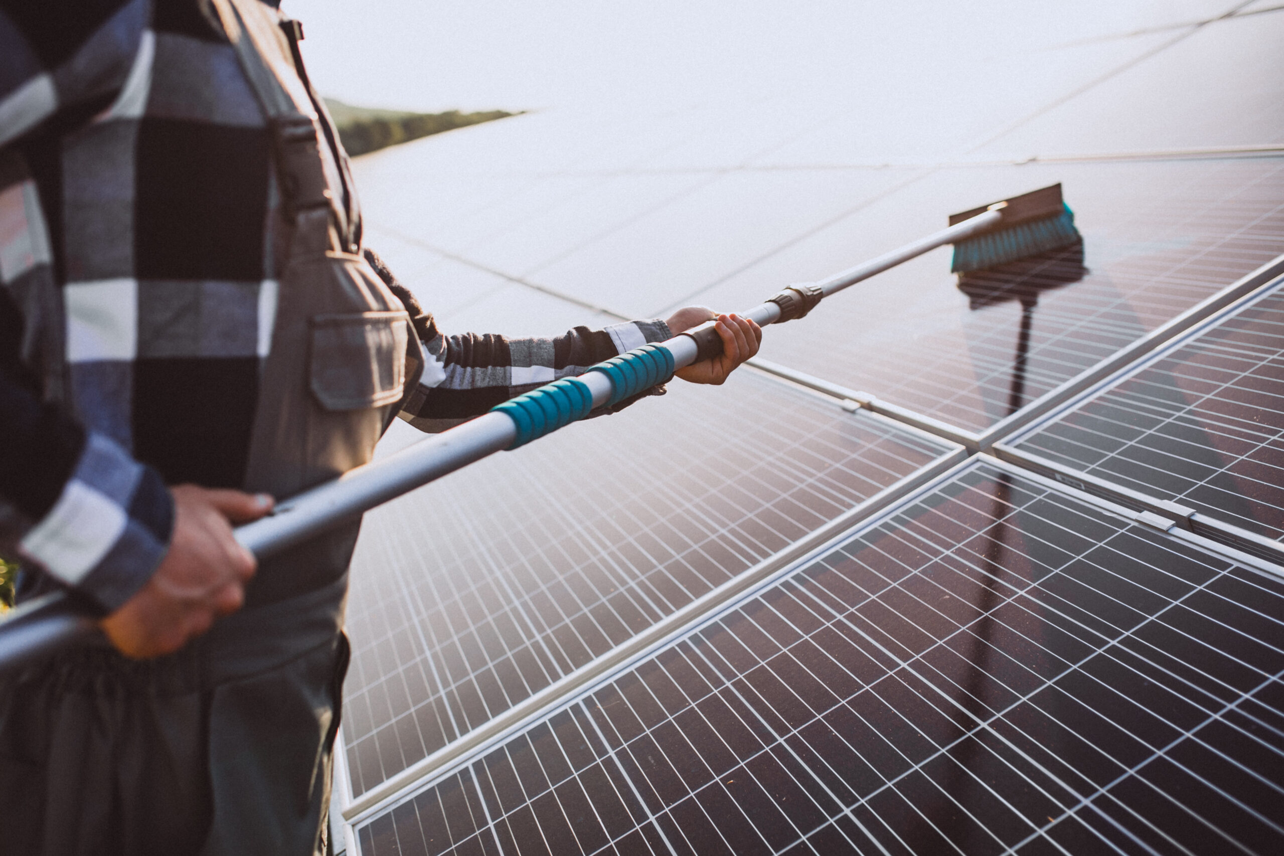 How to Clean Solar Panels