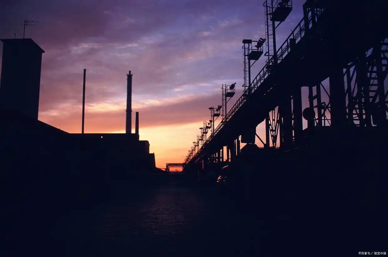 Why is high electricity consumption not necessarily suitable for industrial and commercial energy storage?